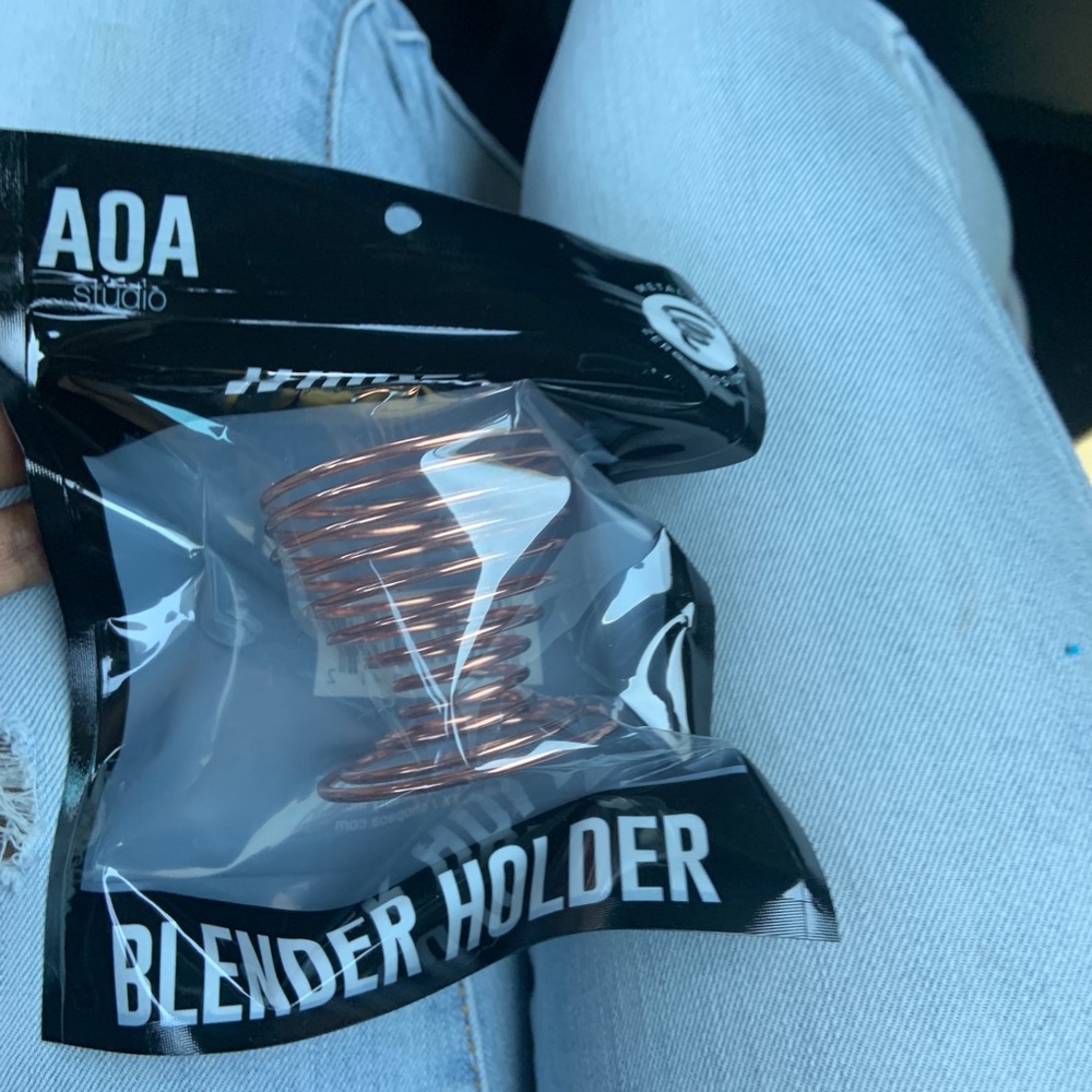 Blender and blender holder